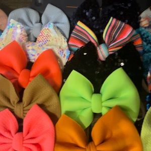 Baby Bow Bundle on Nylon